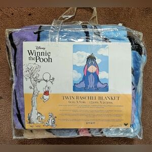 WINNIE THE POOH EEYORE TWIN SIZE BLANKET